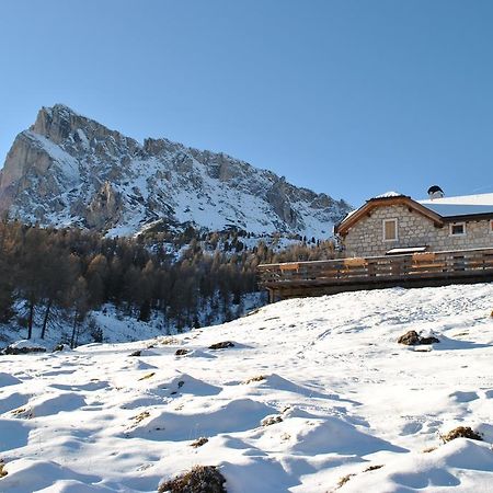 Hôtel Malga Giau à San Vito di Cadore Extérieur photo